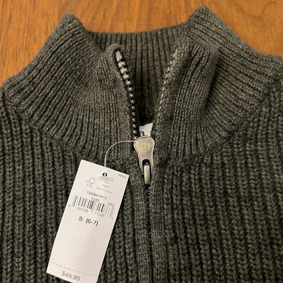 NWT Gap 6/7 Quarter Zip Boys Sweater - Picture 2 of 2